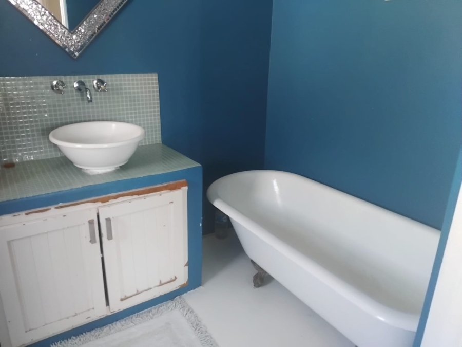 2 Bedroom Property for Sale in Quigney Eastern Cape